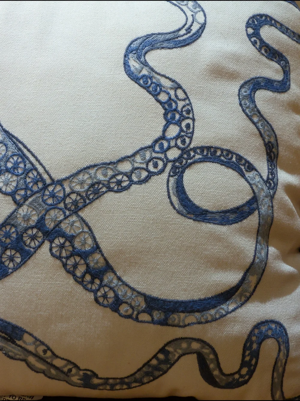 🌊⚓ NWT Pier 1 Embroidered Giant Octopus Pillow In Navy, Lt/Dk Blue & White
